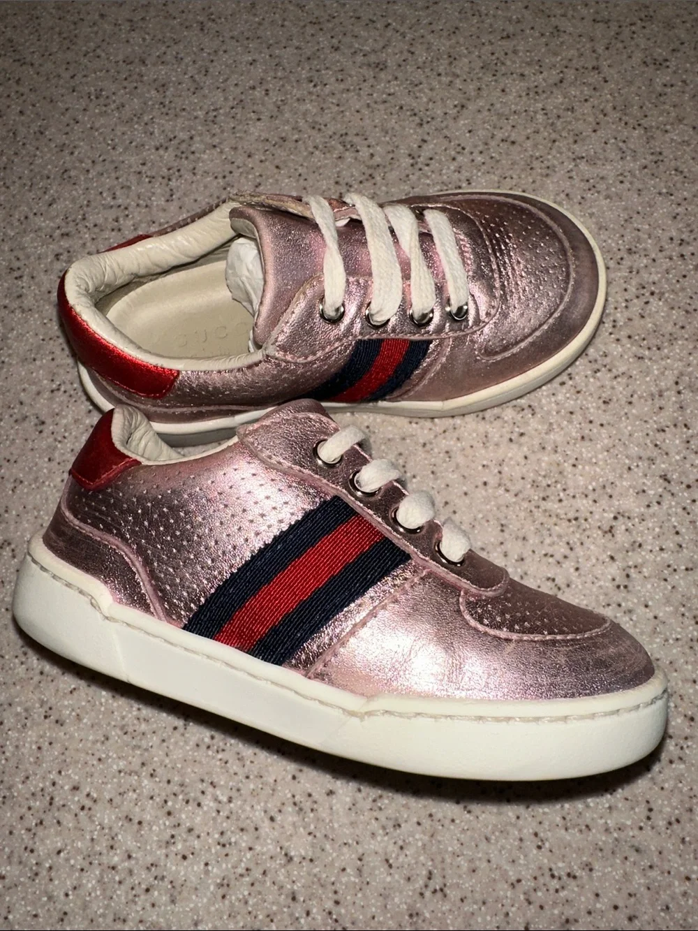 Gucci Metallic Pink Lace-Up Sneakers with Red & Black Stripe size 22 / 6
